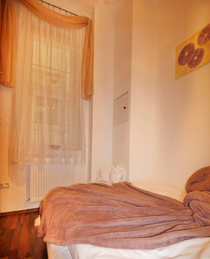 Castle Court Apartment Budapeşte Dış mekan fotoğraf